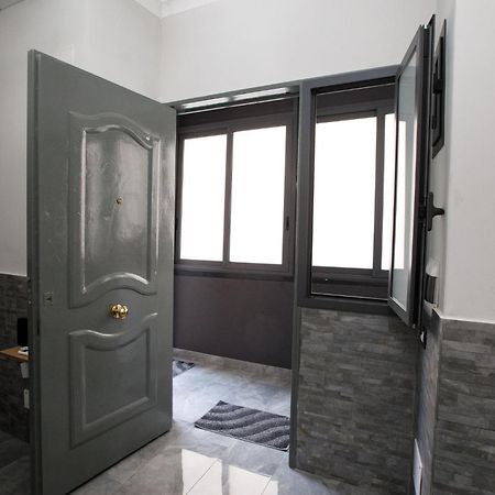 Mg House_2 Apartment Наполи Екстериор снимка